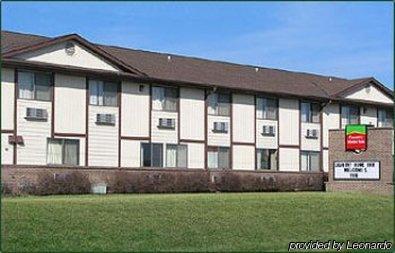 Cobblestone Inn & Suites - Trenton Экстерьер фото