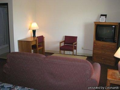 Cobblestone Inn & Suites - Trenton Экстерьер фото